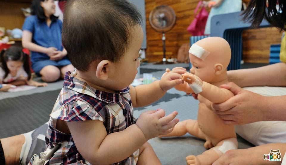   《一歲以下的小孩》拍背壓胸法-寶寶發生意外